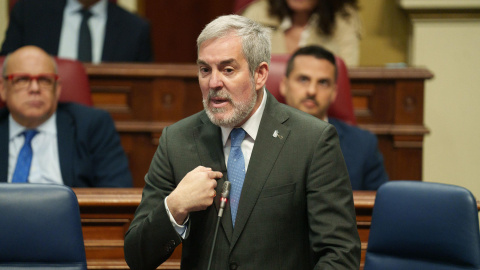 El presidente de Canarias, Fernando Clavijo, ha acusado este martes al Gobierno de España de haber ocultado que había contagios de hantavirus a bordo del crucero 'MV Hondius'