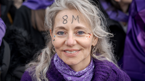 Una mujer durante la manifestación convocada por la Comisión 8M por el Día de la Mujer Una mujer durante la manifestación convocada por la Comisión 8M por el Día de la Mujer