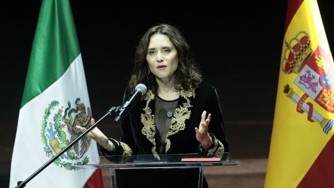 La presidenta de la Comunidad de Madrid, Isabel Díaz Ayuso, habla durante la Celebración por la Evangelización y el Mestizaje en México: Malinche y Cortés.