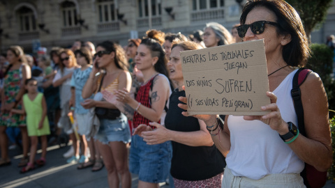 Movilizaciones feministas por el caso de Juana Rivas. Movilizaciones feministas por el caso de Juana Rivas.