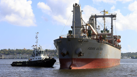 Fotografía que muestra la llegada de un barco este lunes, en La Habana. Fotografía que muestra la llegada de un barco este lunes, en La Habana.