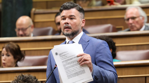 El portavoz de ERC en el Congreso, Gabriel Rufián, interviene durante una sesión de control al Gobierno.