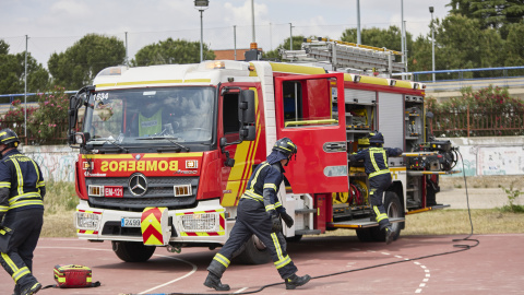 Imagen de un coche de bomberos. Imagen de un coche de bomberos.