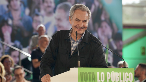 El expresidente del Gobierno José Luis Rodríguez Zapatero interviene en un acto de campaña del PSOE de Andalucía. El expresidente del Gobierno José Luis Rodríguez Zapatero interviene en un acto de campaña del PSOE de Andalucía.