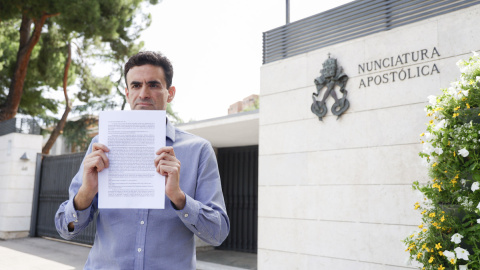 Miguel Hurtado Miguel Hurtado, primer denunciante del 'caso Montserrat', comparece para exigir al papa que reciba a las víctimas de abusos sexuales.