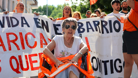 Maricarmen en el acto de protesta contra su segundo intento de desahucio, que ha quedado paralizado.
