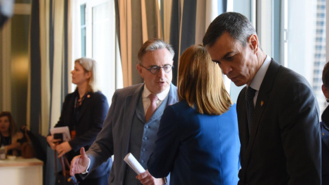 El presidente del Gobierno, Pedro Sánchez, en la sesión plenaria de la cumbre UE-Balcanes Occidentales celebrada en Tivat (Montenegro).