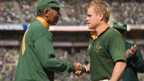 Morgan Freeman y Matt Damon, protagonistas de 'Invictus'. Morgan Freeman y Matt Damon, protagonistas de 'Invictus'.