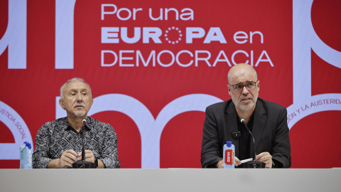 Los secretarios generales de UGT y CCOO, Pepe Álvarez (i) y Unai Sordo, este martes en Madrid. Los secretarios generales de UGT y CCOO, Pepe Álvarez (i) y Unai Sordo, este martes en Madrid.