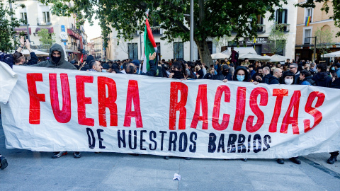 Decenas de personas durante una concentración. Decenas de personas durante una concentración.