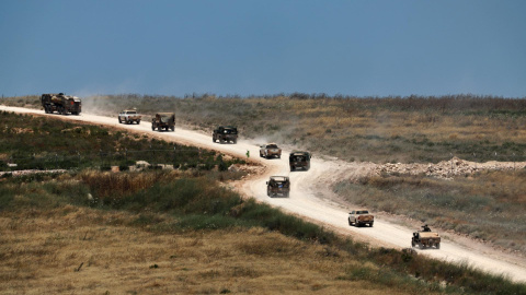 Vehículos militares israelíes maniobran en el lado libanés de la frontera, a 18 de junio de 2026. Vehículos militares israelíes maniobran en el lado libanés de la frontera, a 18 de junio de 2026.