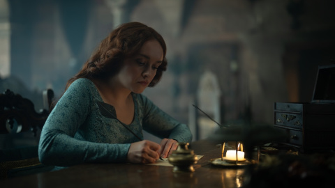 Olivia Cooke da vida a la reina Alicent Hightower, líder del bando de los verdes.