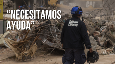 Falta de equipos de rescate y edificios colapsados: TERREMOTOS VENEZUELA dos días después Al menos 235 muertos y 4.300 heridos han sido reportados por las autoridades de Venezuela pasadas las 24 horas de dos terremotos, de magnitud 7,2 y 7,5, que afectaron principalmente a Caracas y al estado cercano La Guaira, mientras continúan las labores de búsqueda de supervivientes y el Gobierno sigue evaluando los daños materiales.
Hace 18 años nacimos con un compromiso: hacer un periodismo útil para la sociedad. Solo podemos continuar con esta labor si contamos con el apoyo de personas como tú.
Únete a la comunidad de Público. 18 años no son nada… cuando nos queda tanto por contar. Periodismo incómodo para tiempos difíciles. https://bit.ly/3VylhmD
Periodismo, investigación y compromiso para construir un mundo más igualitario.
¡Suscríbete ya a nuestro canal!: https://bit.ly/2U8nM0q
Visita: https://www.publico.es
Síguenos en Facebook: https://www.facebook.com/diario.publico/
Síguenos en Twitter: https://twitter.com/publico_es
Síguenos en Instagram: https://www.instagram.com/publico.es
Síguenos en TikTok: https://www.tiktok.com/@publico_es
Síguenos en Bluesky: https://bsky.app/profile/publico.es