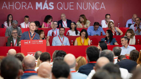 Page, la disidencia a Sánchez que vuelve a romper el guion del Comité Federal del PSOE abandonando el cónclave