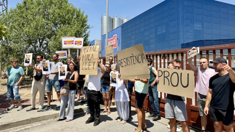 Imatge d'una protesta dels treballadors de Leche Pascual davant la planta de Gurb Imatge d'una protesta dels treballadors de Leche Pascual davant la planta de Gurb