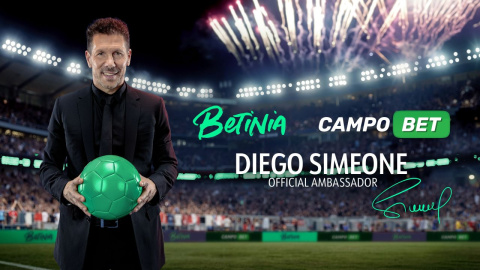 Simeone El entrenador del Atlético de Madrid, Diego Simeone, en un anuncio publicitario de los casinos Betinia y Campobet.