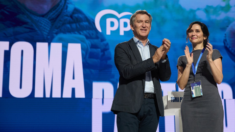 El presidente del PP, Alberto Núñez Feijóo, y la presidenta de la Comunidad de Madrid, Isabel Díaz Ayuso, durante la segunda jornada del XXI Congreso Nacional del Partido Popular, a 6 de julio de 2025, en Madrid El presidente del PP, Alberto Núñez Feijóo, y la presidenta de la Comunidad de Madrid, Isabel Díaz Ayuso, durante la segunda jornada del XXI Congreso Nacional del Partido Popular, a 6 de julio de 2025, en Madrid