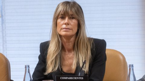 Begoña Gómez durante la Comisión de Investigación sobre programas de cátedras y postgrados de la Universidad Complutense de Madrid y empresas financiadoras. Begoña Gómez durante la Comisión de Investigación sobre programas de cátedras y postgrados de la Universidad Complutense de Madrid y empresas financiadoras.
