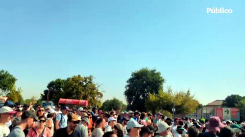 Concentración de trabajadores de Airbus frente a la empresa Airbus
