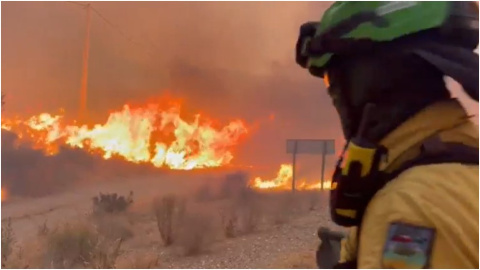Incendios de Los Gallardos, Almería Bomberos forestales tratan de sofocar el incendios de Los Gallardos, en Almería.