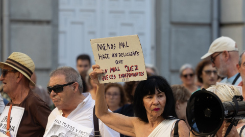 Concentración contra el juez Peinado frente a la sede del Consejo General del Poder Judicial. Concentración contra el juez Peinado frente a la sede del Consejo General del Poder Judicial.