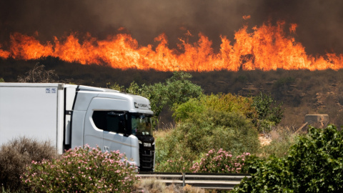 Incendio forestal en Almería. Incendio forestal en Almería.