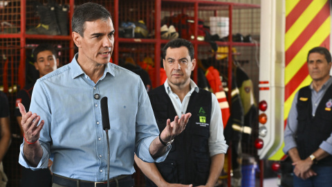 3b46e0f7564daEl presidente del Gobierno, Pedro Sánchez, durante su intervención este lunes en el Puesto de Mando Avanzado de Turre (Almería).
