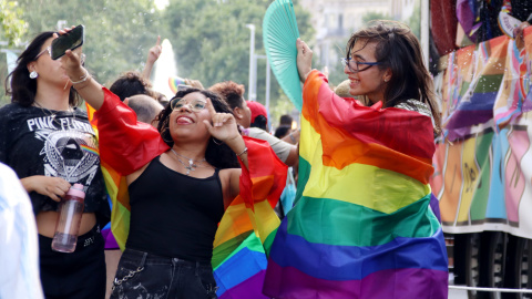 Participants a la marxa del Pride 2026 a Barcelona