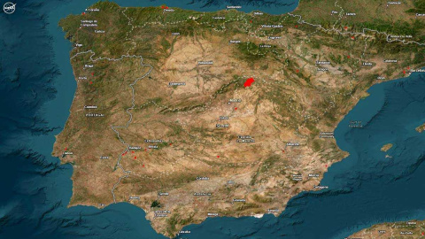Así se ve desde los satélites de la NASA la enorme huella del incendio