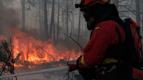 Efectivos de la Unidad Militar de Emergencias (UME) en el operativo de extinción del incendio de La Mierla, en Guadalajara. Efectivos de la Unidad Militar de Emergencias (UME) en el operativo de extinción del incendio de La Mierla, en Guadalajara.