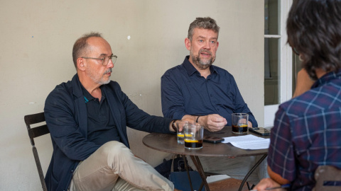 Carles Campuzano (esquerra) i Francesc-Marc Álvaro (dreta), en conversa amb 'Públic' arran de la creació d'Esquerra Democràtica.