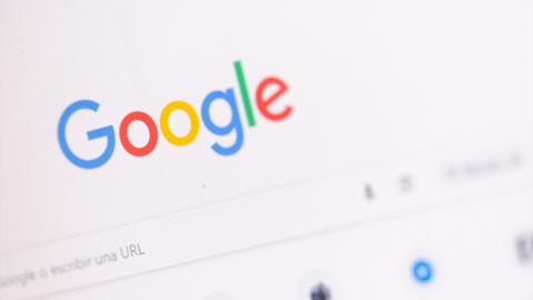 El buscador de Google en una pantalla de ordenador. El buscador de Google en una pantalla de ordenador.