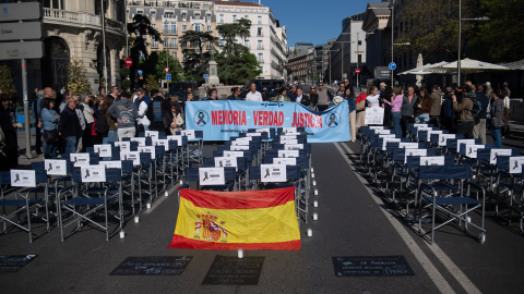 Protesta de las víctimas de Adamuz el pasado 16 de abril en Madrid. Protesta de las víctimas de Adamuz el pasado 16 de abril en Madrid.
