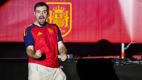 El 'streamer' Ibai Llanos durante la celebración de la victoria de España como campeona de la Copa Mundial.