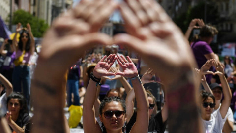 Procesos de identificación feminista Procesos de identificación feminista