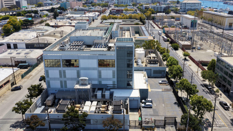 Vista desde un dron del centro de datos de Digital Realty en Oakland (California), a 18 de julio de 2026. Vista desde un dron del centro de datos de Digital Realty en Oakland (California), a 18 de julio de 2026.