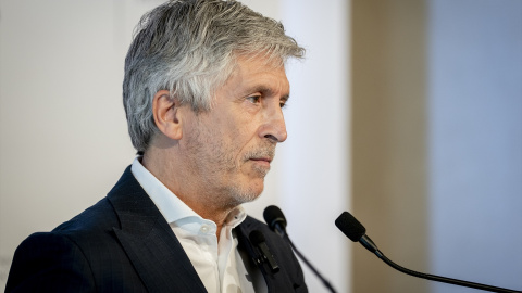 El ministro del Interior, Fernando Grande-Marlaska, atiende a los medios de comunicación tras la reunión del consejo extraordinario de ministros del Interior de la UE. El ministro del Interior, Fernando Grande-Marlaska, atiende a los medios de comunicación tras la reunión del consejo extraordinario de ministros del Interior de la UE.