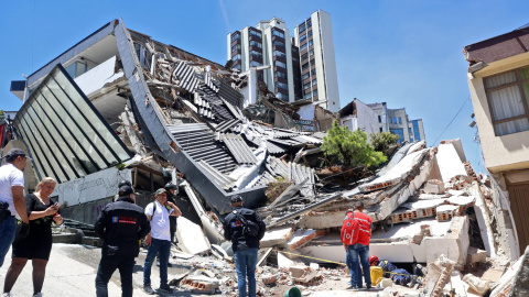 Edificios derruidos en la ciudad de Manizales. Edificios derruidos en la ciudad de Manizales.