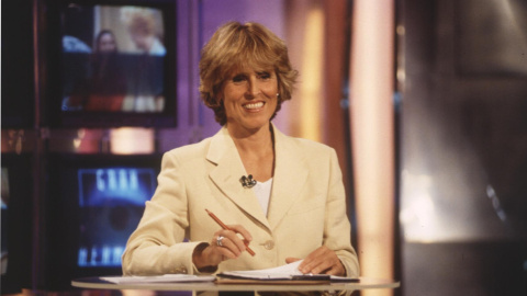 Mercedes Milá, presentando la primera edición de Gran Hermano en su estreno en el 2000.