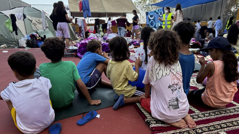 Espacio de acogida habilitado en Ceuta por la Asociación de Vecinos de Sidi Embarel. Niños en el espacio de acogida habilitado en Ceuta por la Asociación de Vecinos de Sidi Embarel.