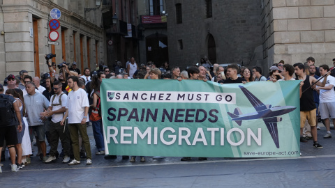 Una de les pancartes que han exhibit els simpatitzants de Save Europe Act (22 d’agost del 2026) Una de les pancartes que han exhibit els simpatitzants de Save Europe Act
