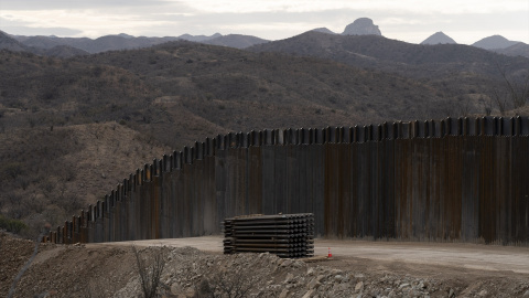 Muro en la frontera entre Estados Unidos y México, a 16 de febrero de 2021. Muro en la frontera entre Estados Unidos y México, a 16 de febrero de 2021.