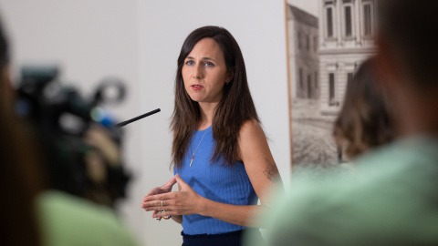 La secretaria general de Podemos, Ione Belarra, durante una rueda de prensa en el Congreso de los Diputados, a 26 de agosto. La secretaria general de Podemos, Ione Belarra, durante una rueda de prensa en el Congreso de los Diputados, a 26 de agosto.