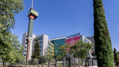Fachada principal de la sede de Telemadrid en Pozuelo de Alarcón. Fachada principal de la sede de Telemadrid en Pozuelo de Alarcón.