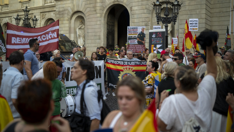 Manifestantes durante una concentración por Ceuta, a 2 de septiembre de 2026.