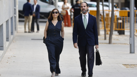 La gerente del PSOE, Ana María Fuentes a su llegada este miércoles a la Audiencia Nacional en Madrid.