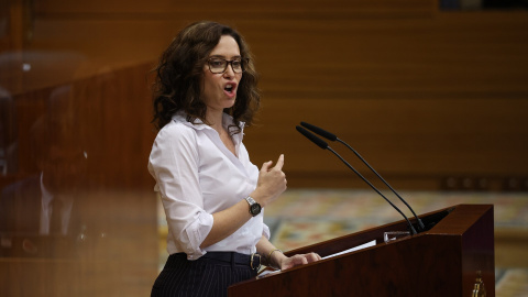La presidenta de la Comunidad de Madrid, Isabel Díaz Ayuso, este viernes durante el debate.