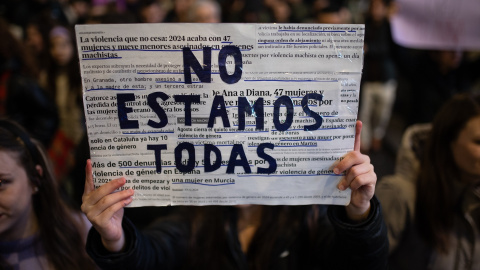 Una pancarta durante la manifestación organizada por el Movimiento Feminista de Madrid por el 8M, a 8 de marzo de 2025, en Madrid.