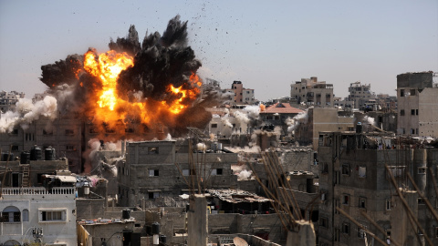 Un ataque aéreo israelí contr el campamento de Al-Shati, en Gaza, a 9 de septiembre de 2026.