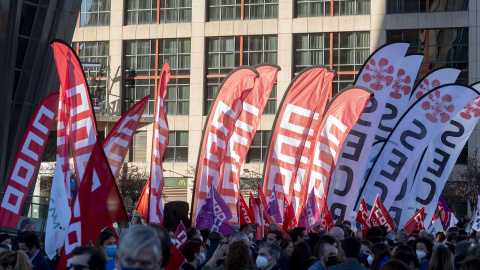 Protesta sindical ante la sede de CaixaBank en Madrid, en una imagen de archivo.